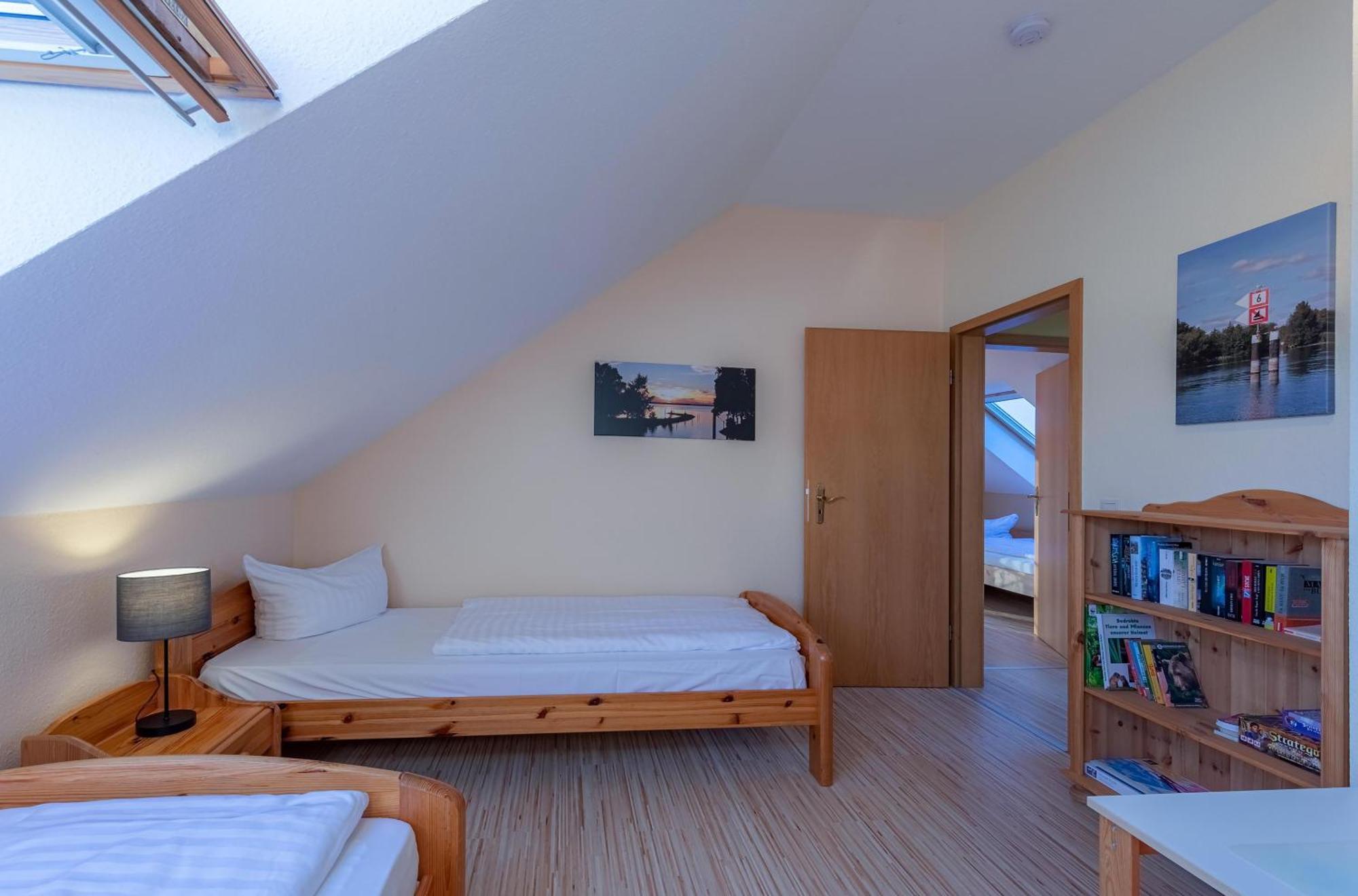 Ferienhaus Schwanensee Fuenfseen Extérieur photo